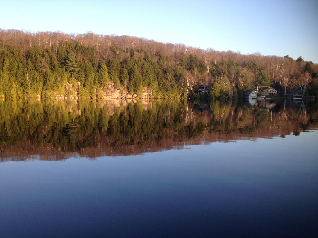 Little Hawk Resort & Marina Algonquin Highlands Luaran gambar