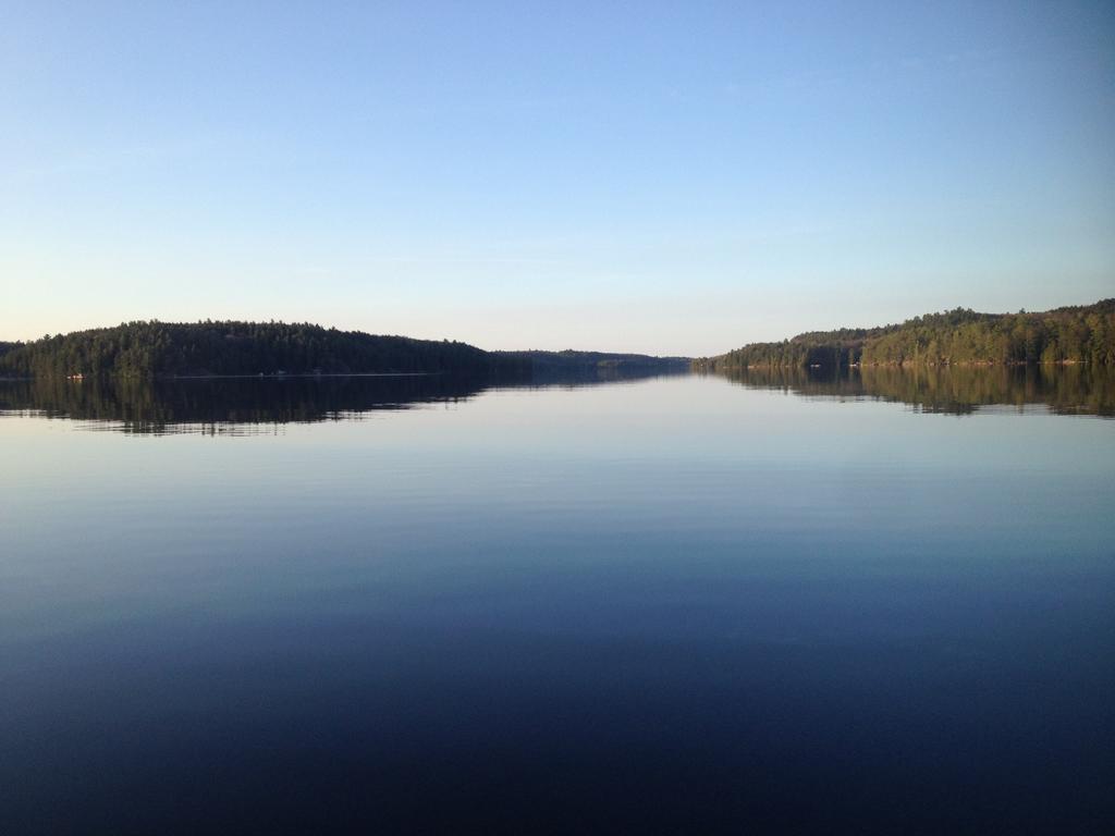 Little Hawk Resort & Marina Algonquin Highlands Luaran gambar
